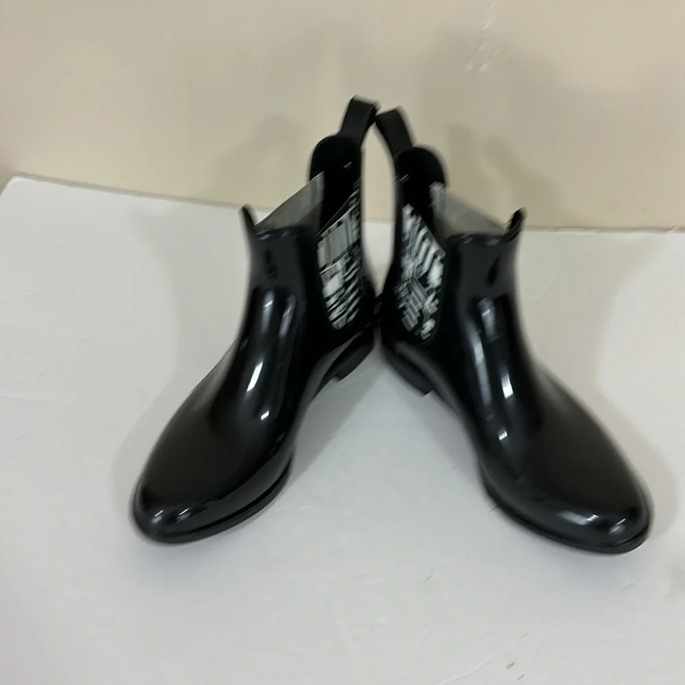 Juicy Couture Black Ankle Rain Boots Booties Size 9M